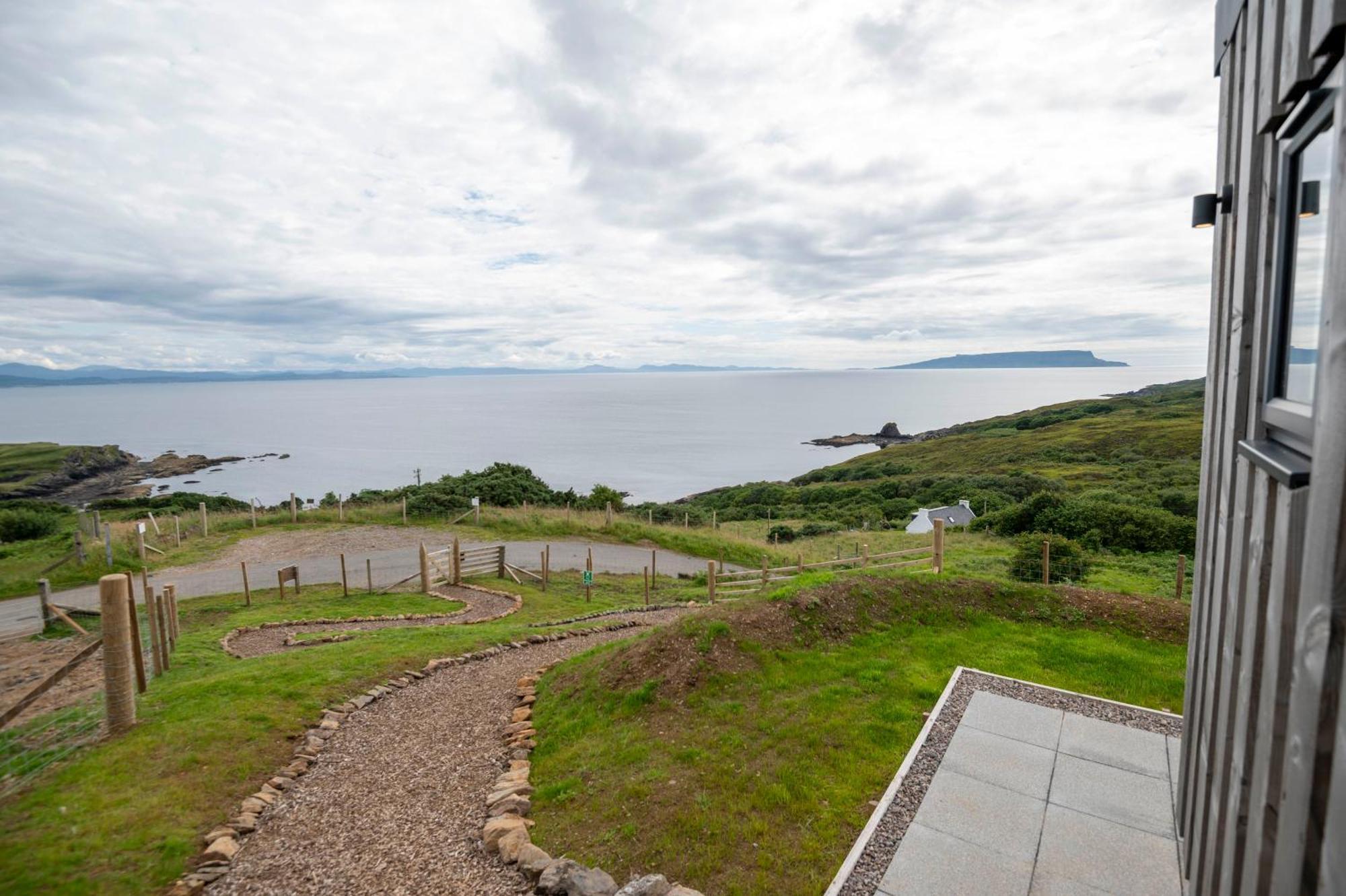 Вилла Hut On The Hill Aird of Sleat Экстерьер фото